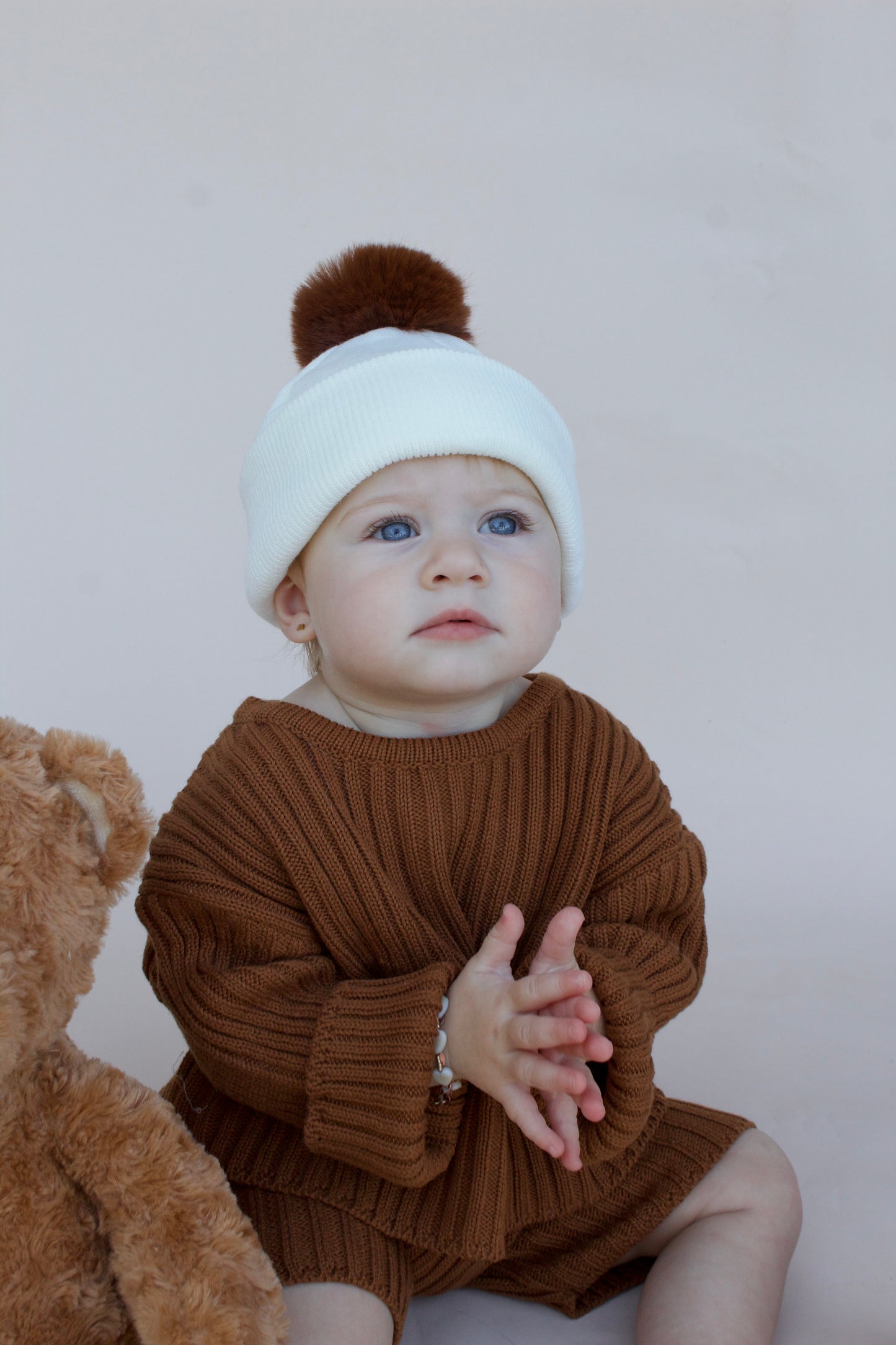 pom pom beanie