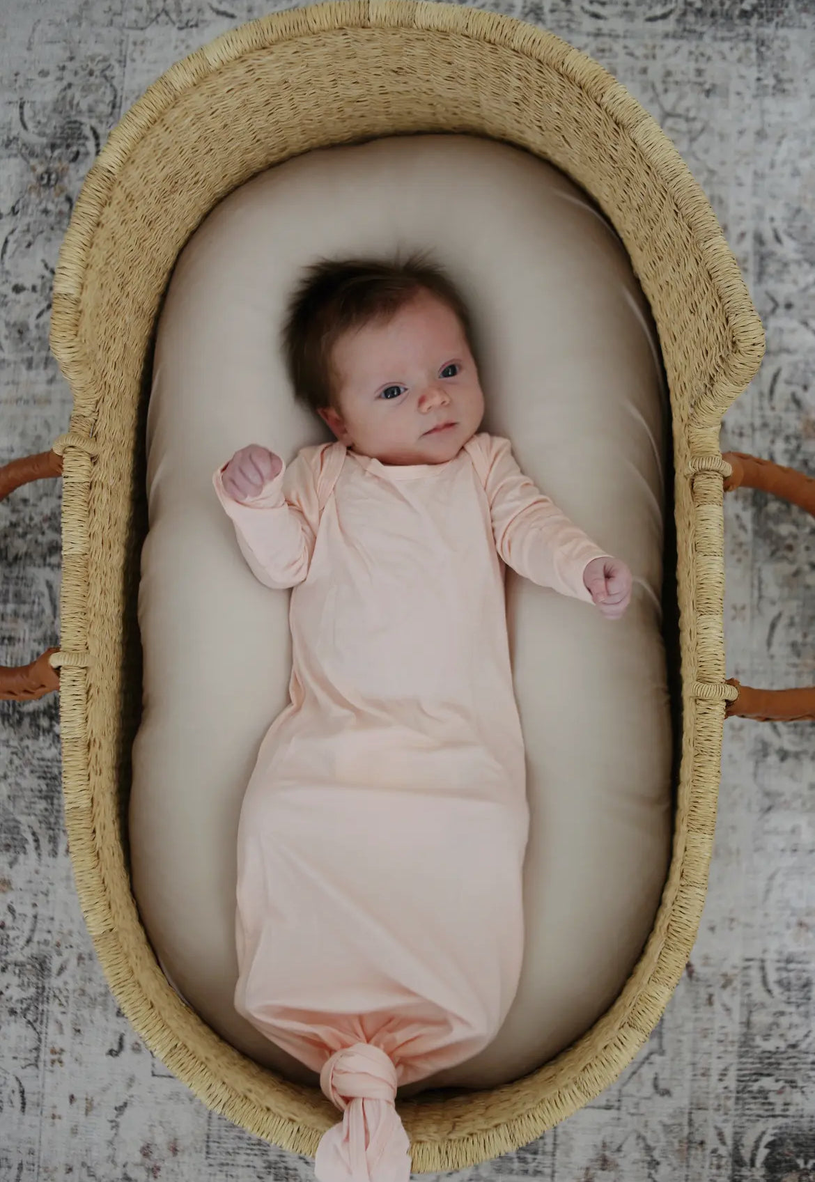 newborn baby knotted gowns