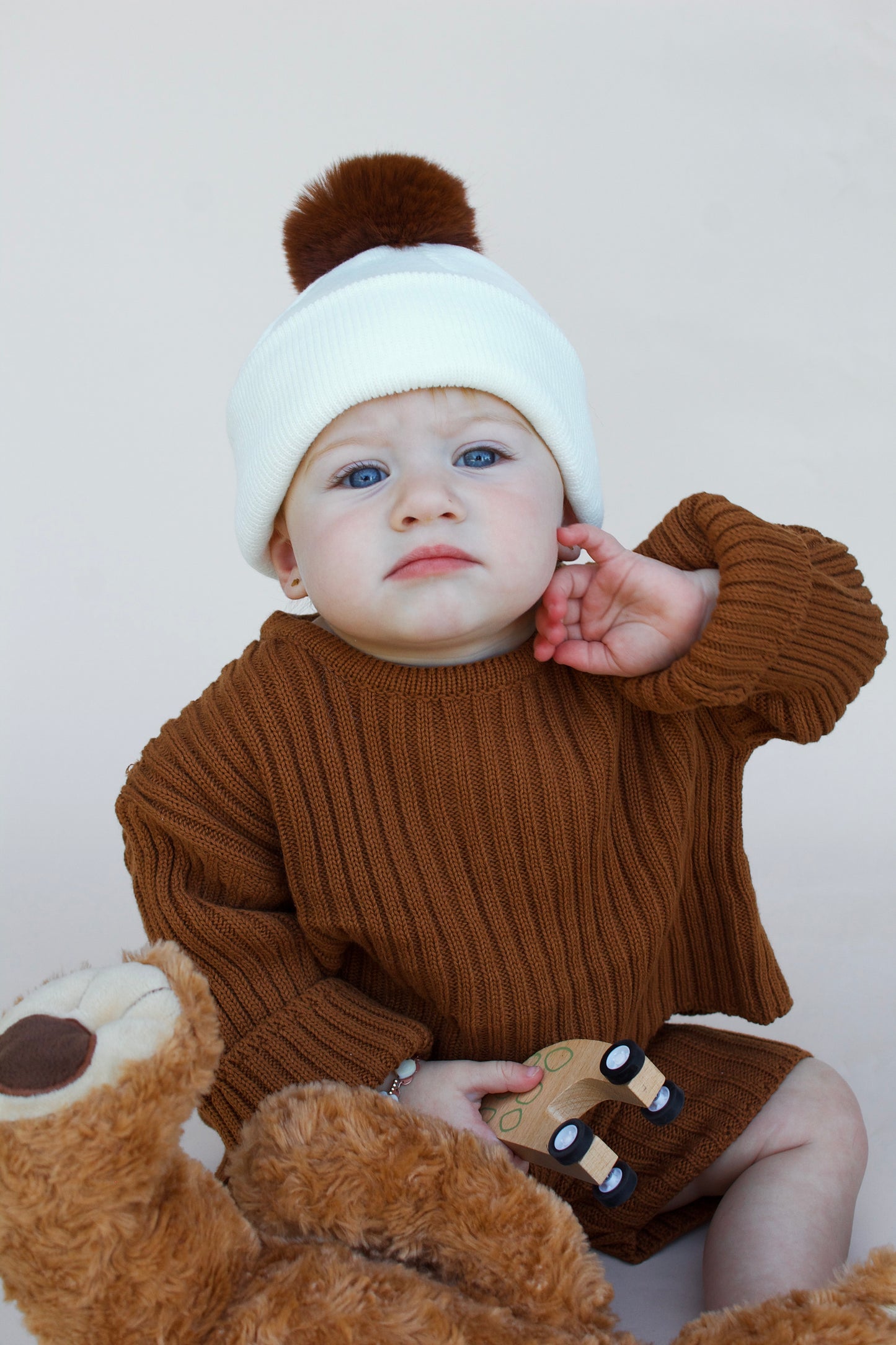 pom pom beanie