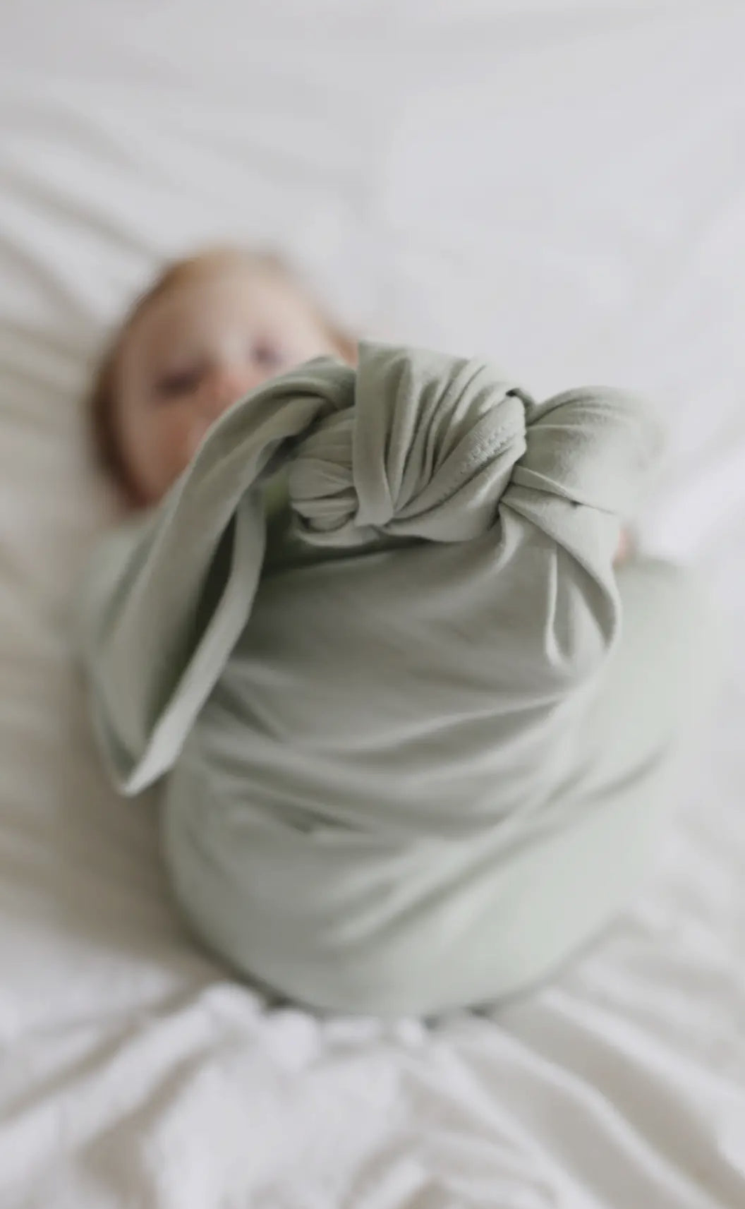 newborn baby knotted gowns