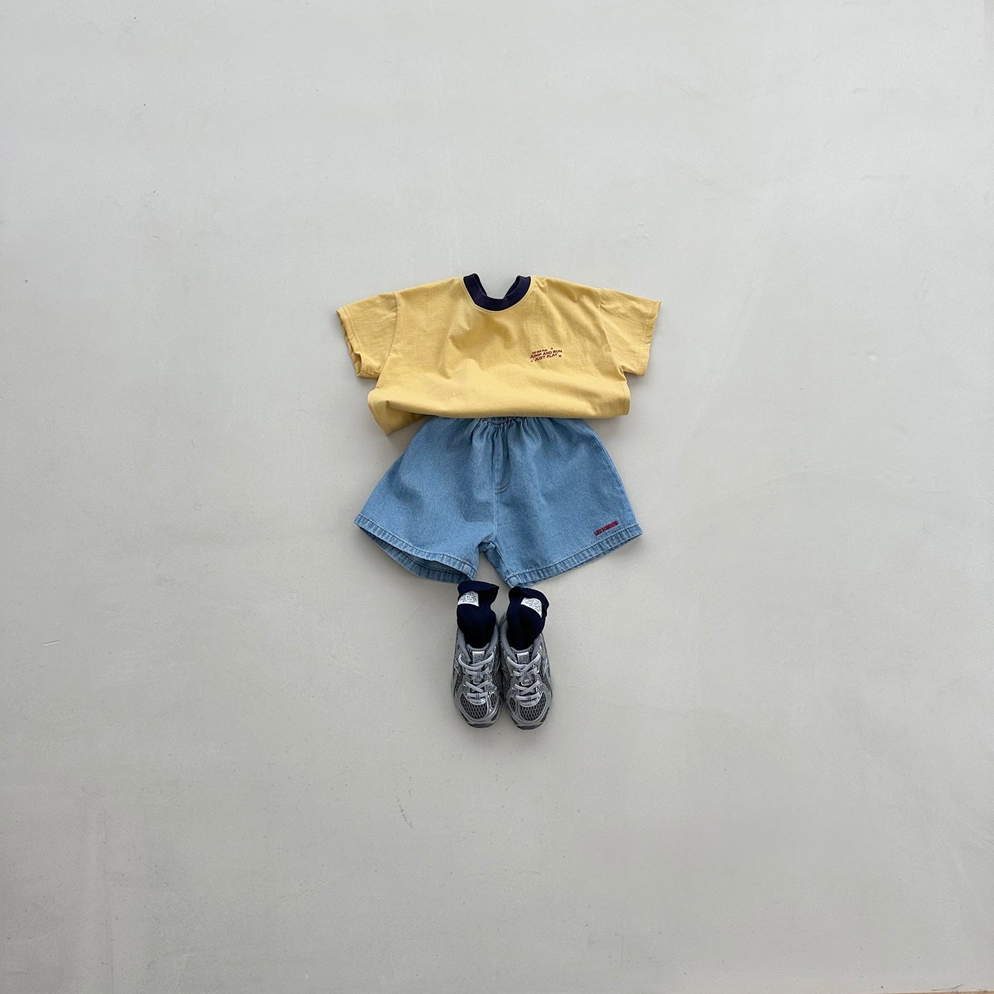 the recess tee