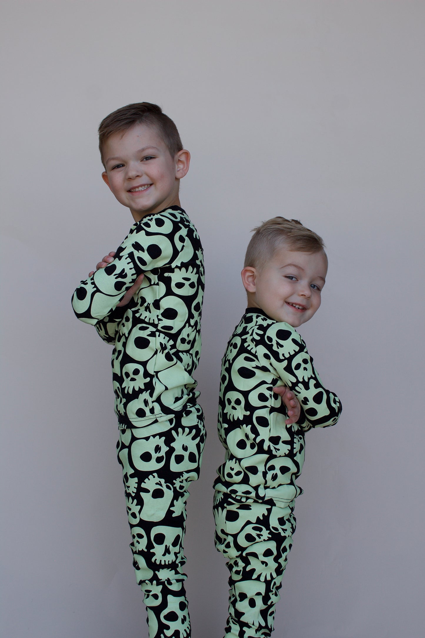 glow in the dark halloween set
