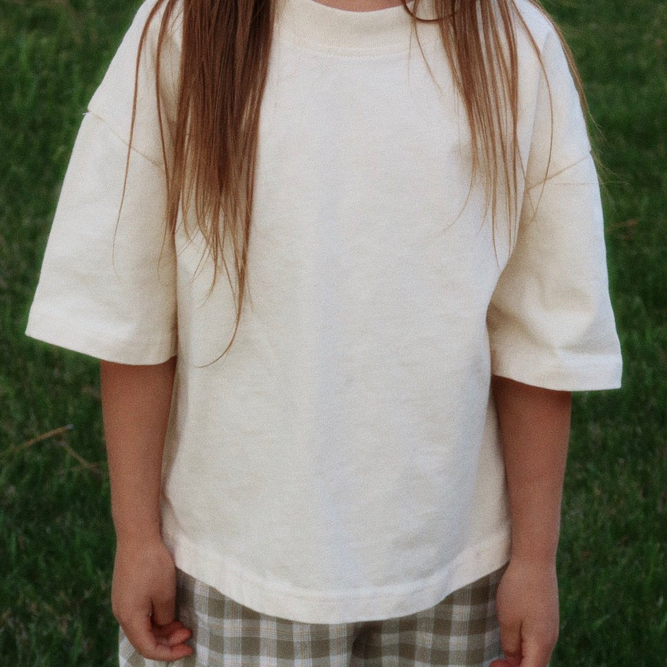staple sunroom tee