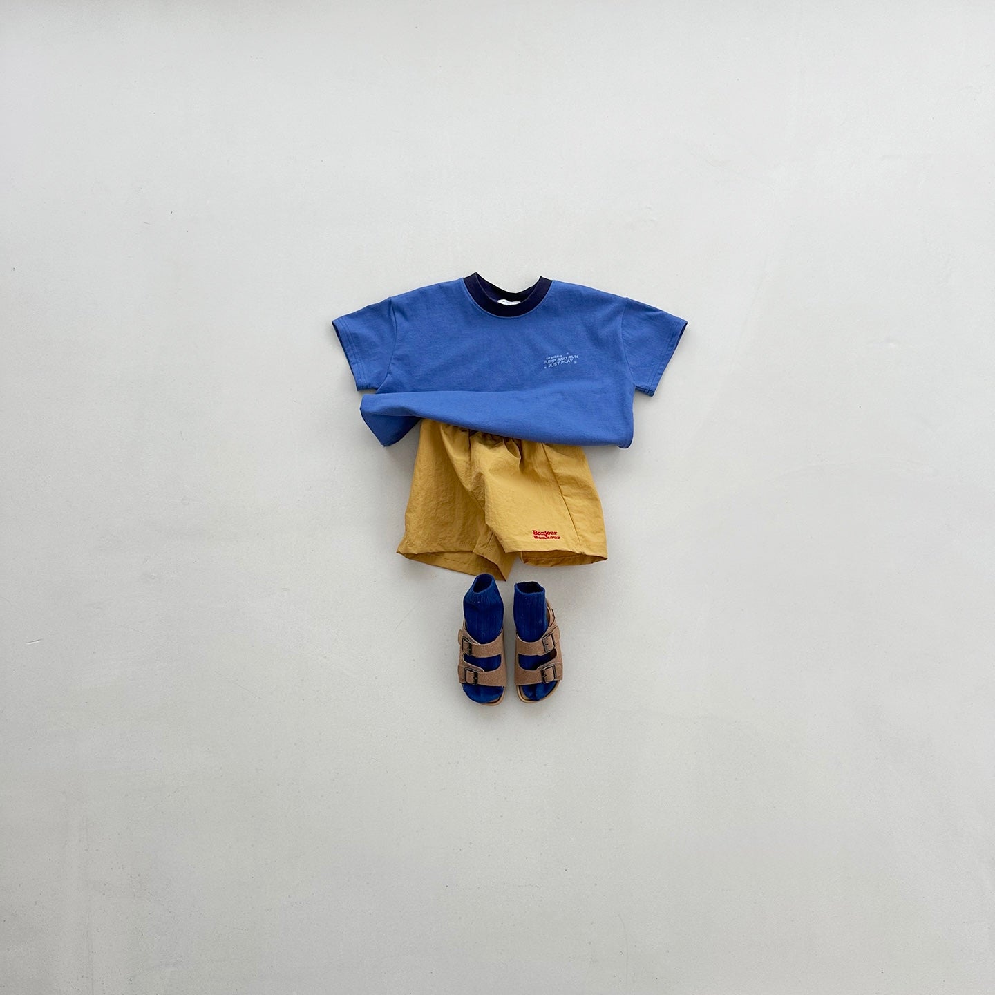 the recess tee