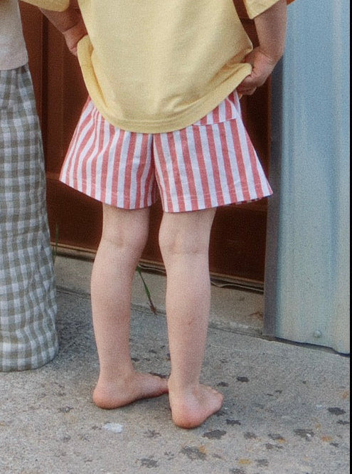 red wagon short